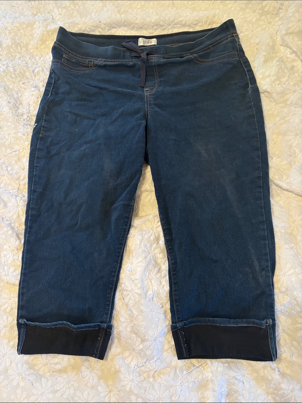 just be Navy Cropped Capri Jeans